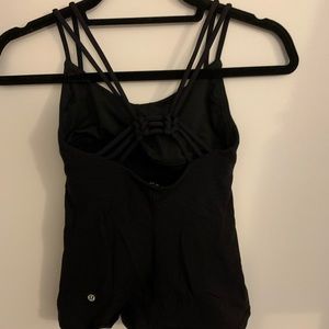 Black lululemon tank top